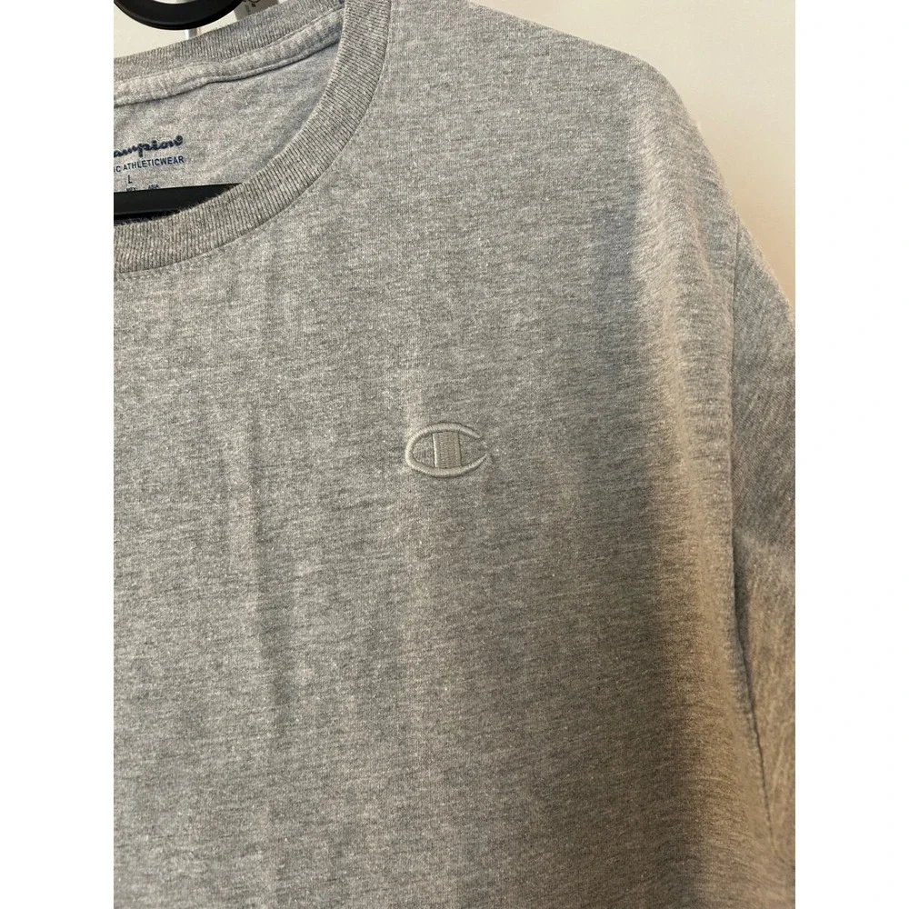 Champion T-Shirt Mens Large Gray Excellent Short Sleeve Crewneck‎ Embroidered - Picture 2 of 8